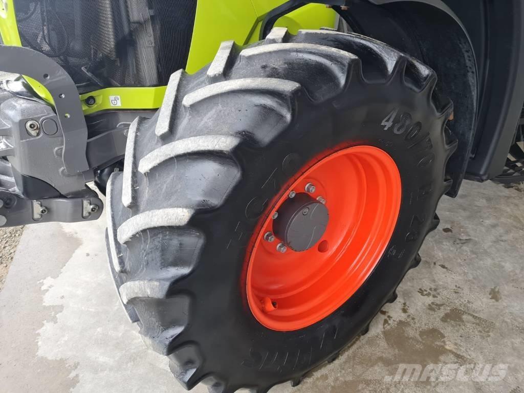 CLAAS 610 cis Traktori