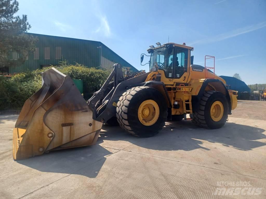 Volvo L 220 H Iekrāvēji uz riteņiem