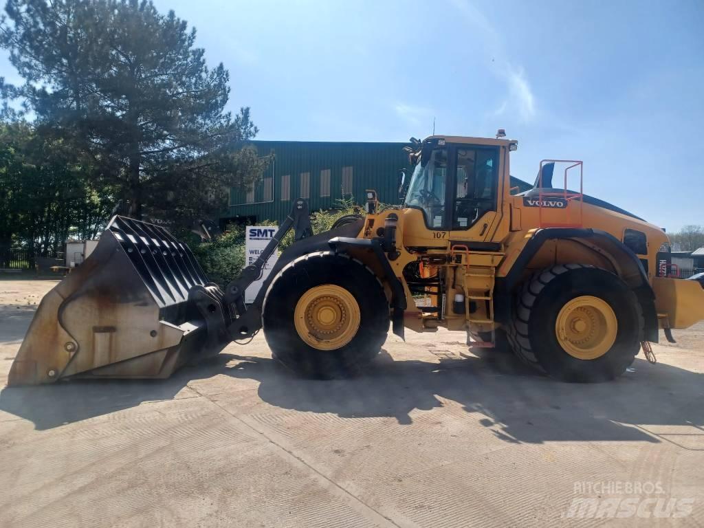 Volvo L 220 H Iekrāvēji uz riteņiem