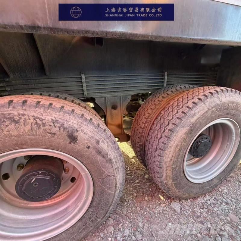 Sany SCT1000C Visurgājēji celtņi