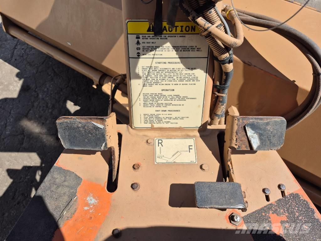 Lay-Mor SM 300 Birstes