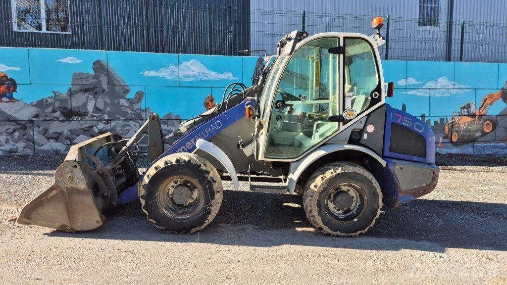 Kramer 750 Iekrāvēji uz riteņiem