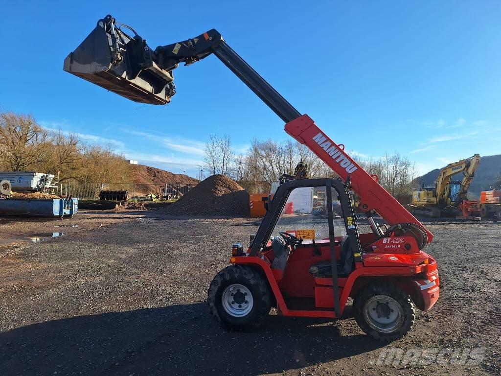Manitou BT420 Teleskopiskie manipulatori