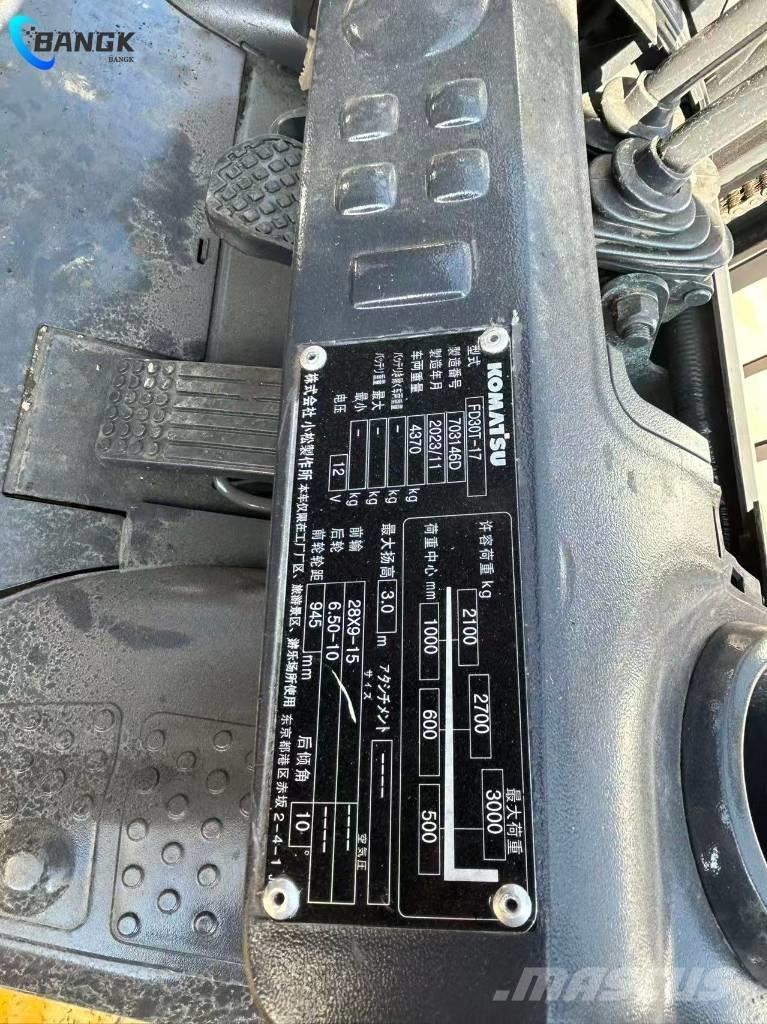 Komatsu FD 30 T-17 Tehnika ar dīzeļa dzinēju