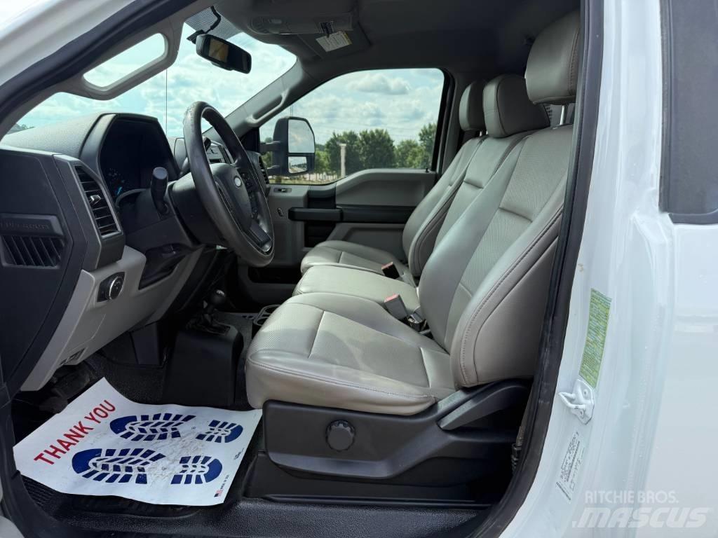 Ford F 450 Pilsētas atkritumvedēji