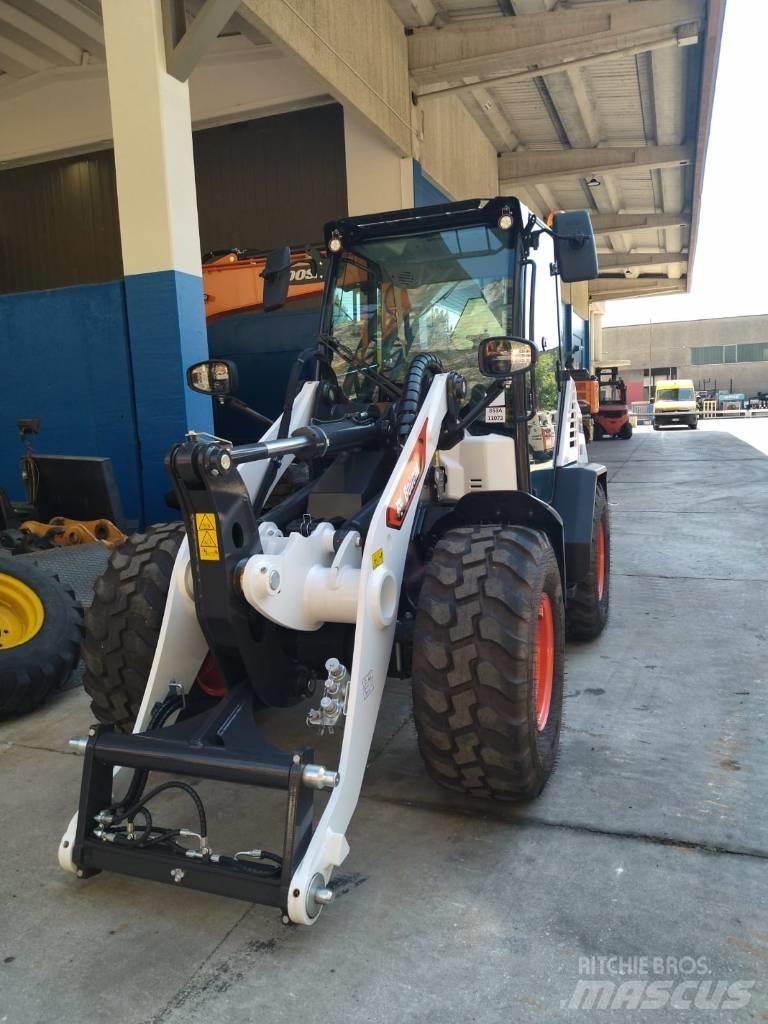 Bobcat L 85 Iekrāvēji uz riteņiem