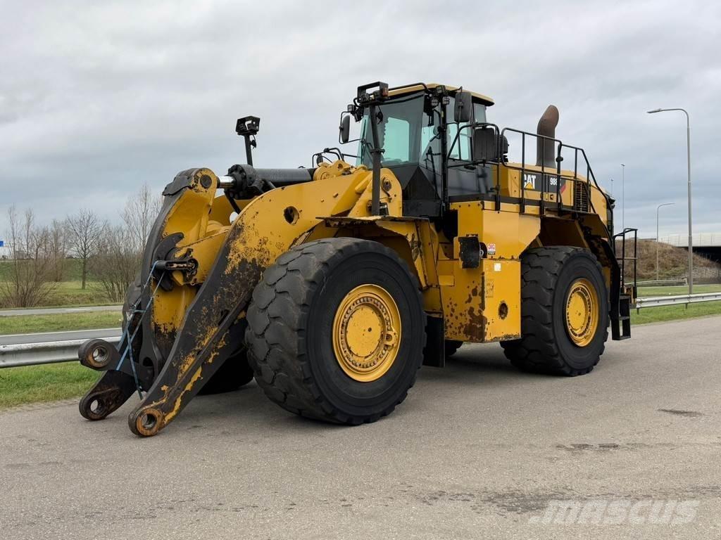 CAT 988K Iekrāvēji uz riteņiem