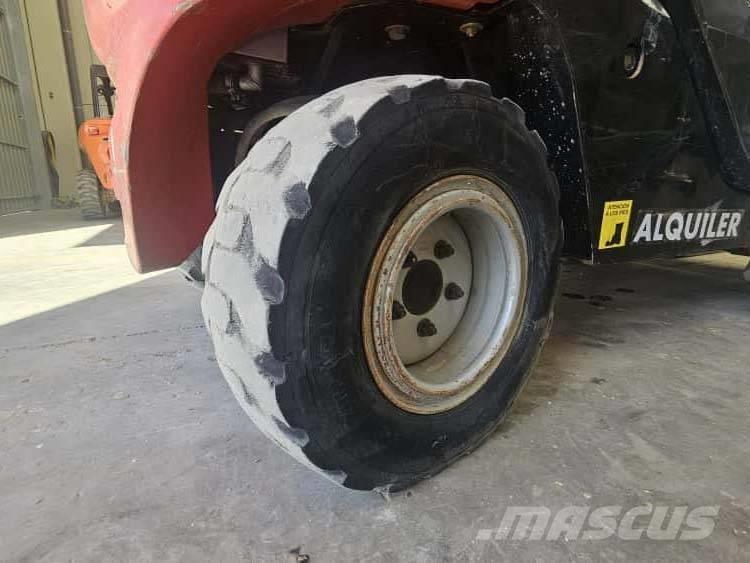 Manitou MC 18 Tehnika ar dīzeļa dzinēju