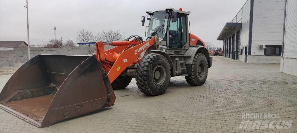 Atlas AR660 Iekrāvēji uz riteņiem
