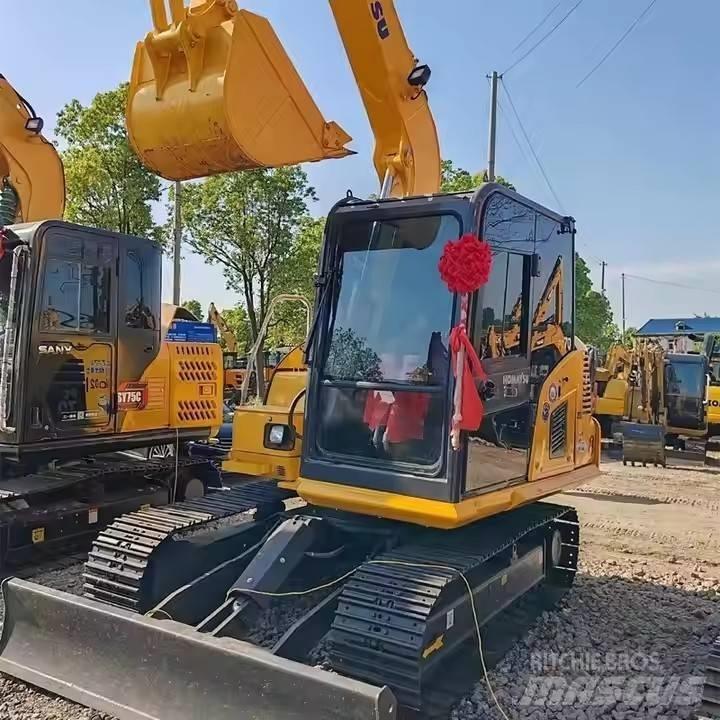 Komatsu PC70 Kāpurķēžu ekskavatori