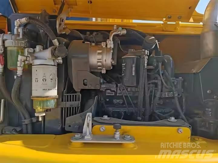 Komatsu PC70 Kāpurķēžu ekskavatori