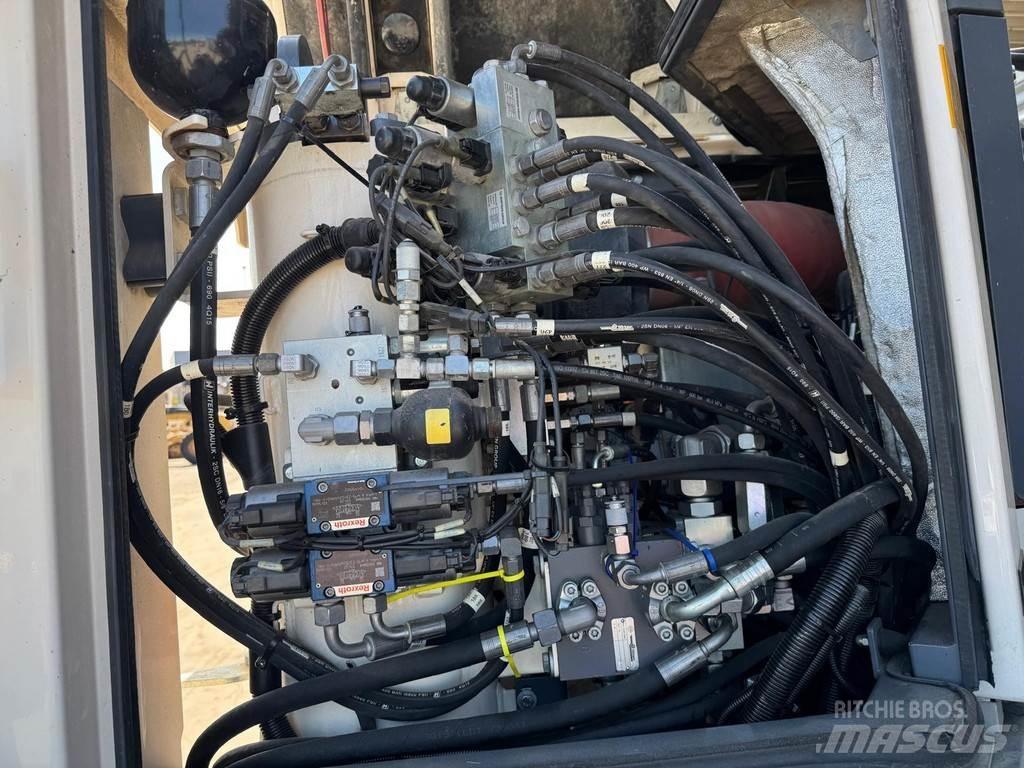 Wirtgen W 100 CFI Asfalta dzesēšanas iekārtas