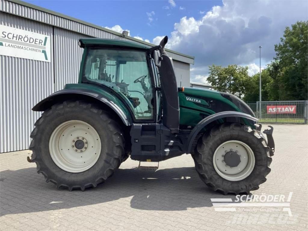 Valtra T 154 H Traktori
