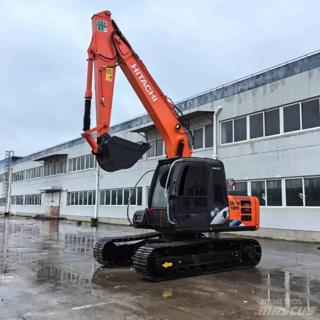 Hitachi ZX 120 Kāpurķēžu ekskavatori