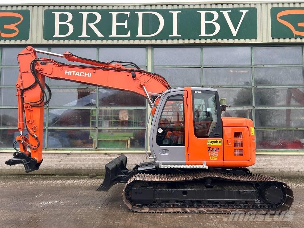 Hitachi ZX 135 US Kāpurķēžu ekskavatori