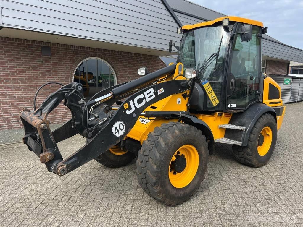 JCB 409 Agri shovel Iekrāvēji uz riteņiem