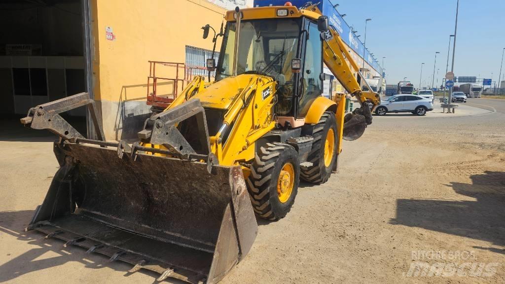 JCB 3 CX Ekskavatori-iekrāvēji