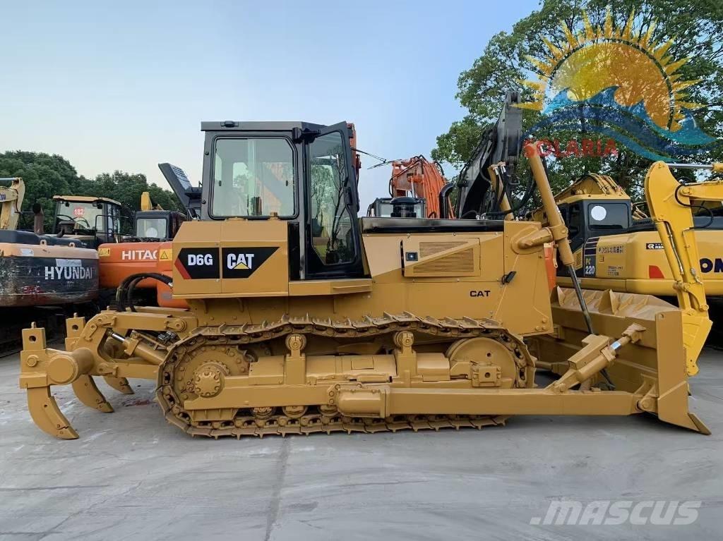 CAT D 6 G Kāpurķēžu buldozeri