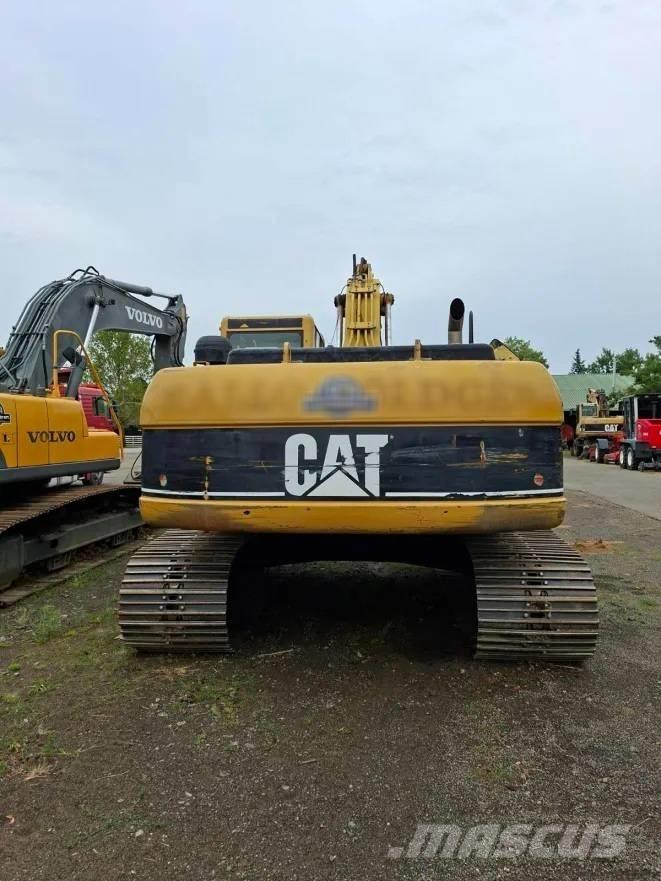 CAT 322 C Kāpurķēžu ekskavatori