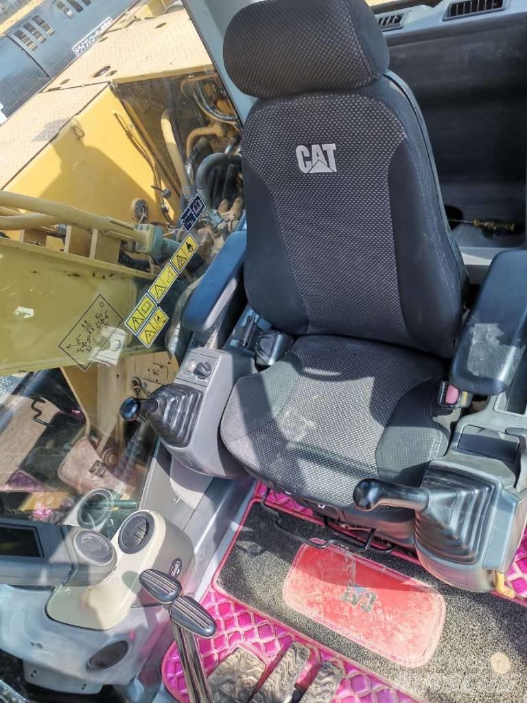 CAT 315 D Kāpurķēžu ekskavatori