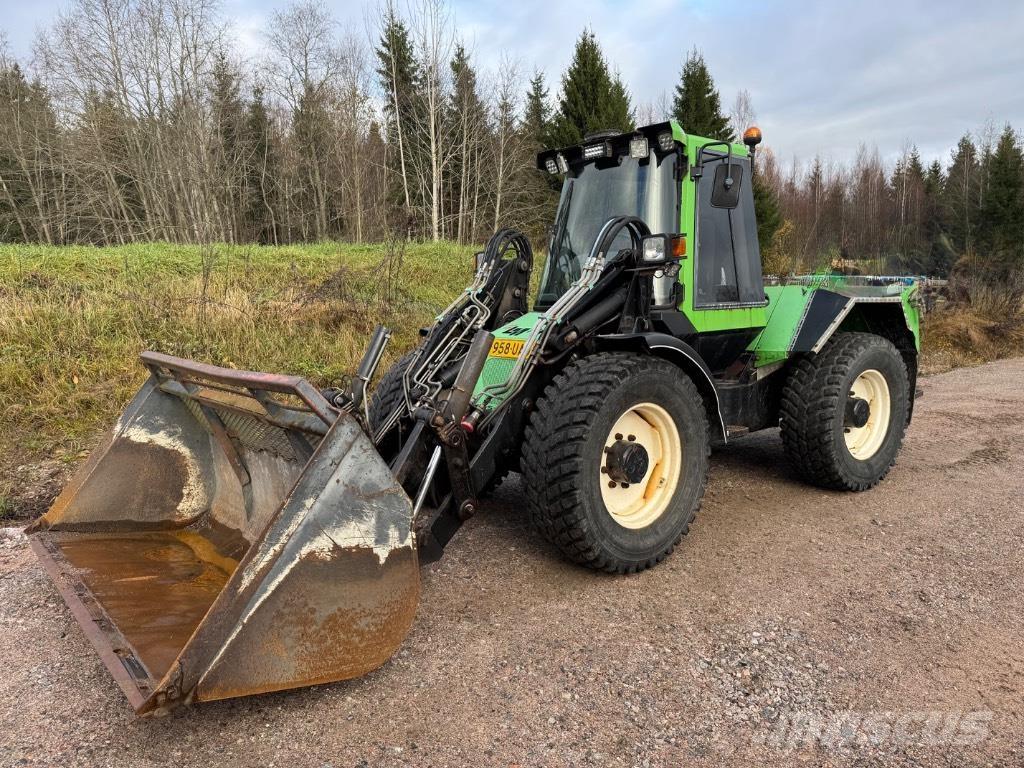 LM Trac 680 Komunālās mašīnas