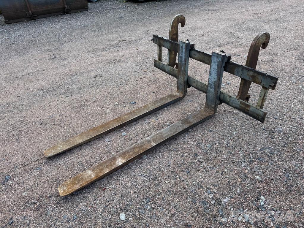 LM Trac 680 Komunālās mašīnas