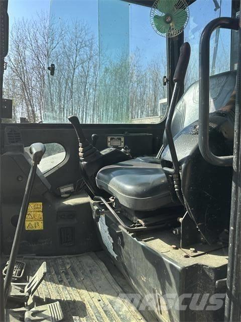 Hitachi ZX50 Kāpurķēžu ekskavatori