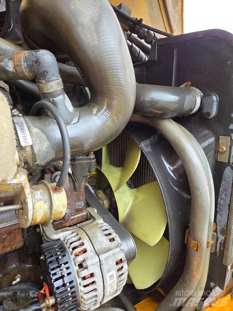 JCB 3 CX SM Turbo Ekskavatori-iekrāvēji