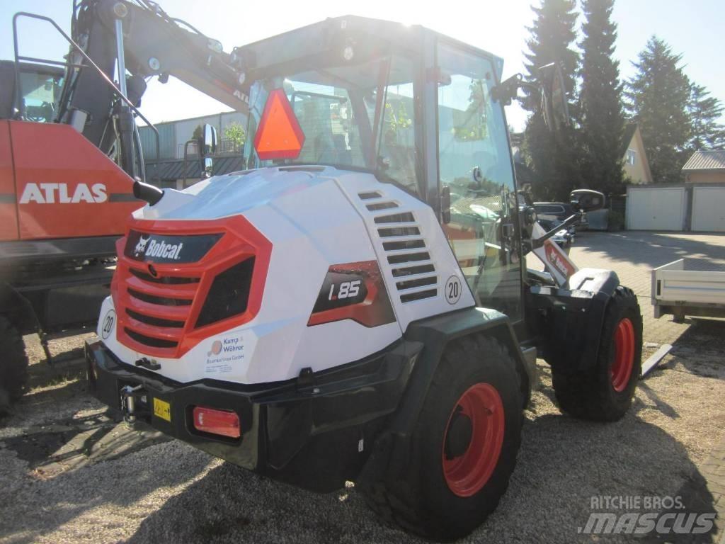 Bobcat L85 Lietoti riteņu kompaktiekrāvēji