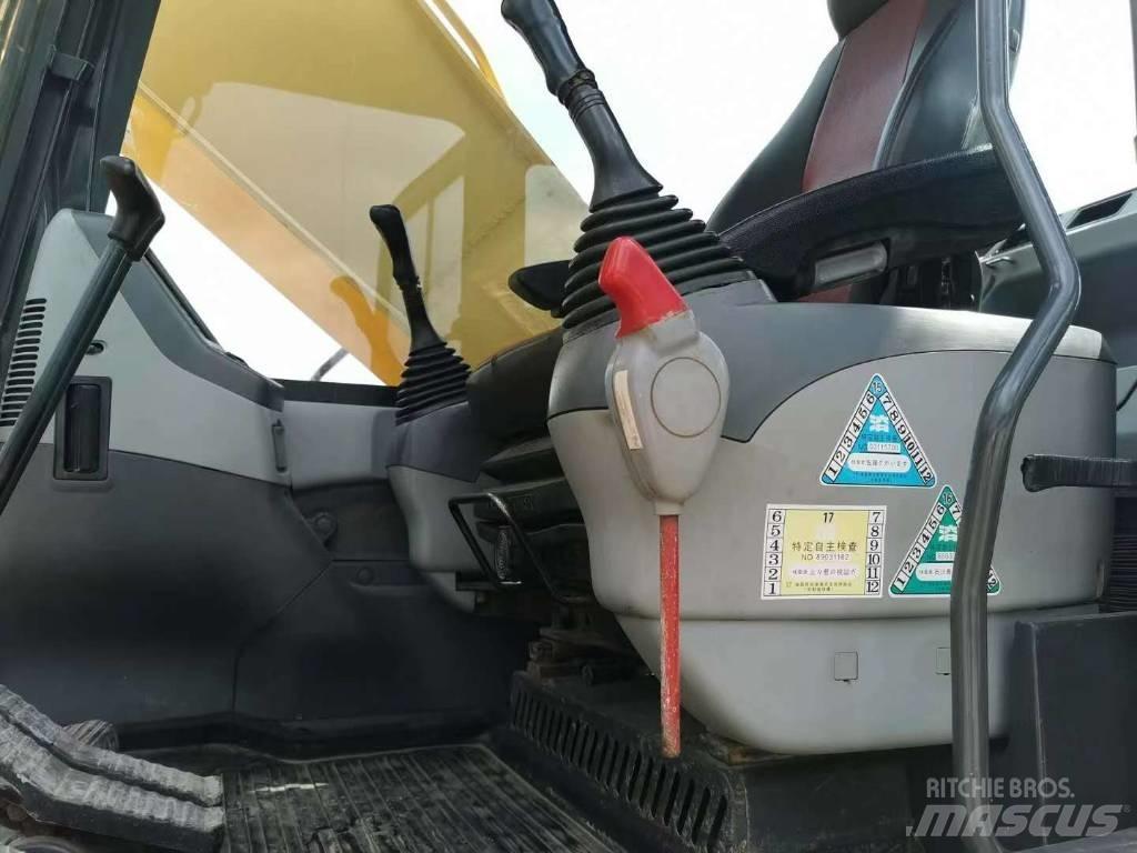 Komatsu PC 200 Kāpurķēžu ekskavatori