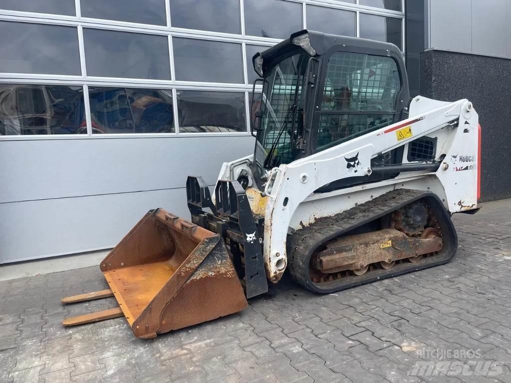 Bobcat T450 Lietoti riteņu kompaktiekrāvēji