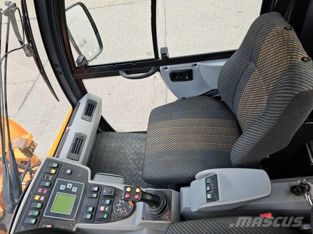 Multicar Tremo X56 Komunālā tehnika instrumentu pārvadāšanai