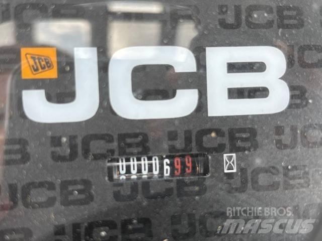 JCB 403 Lietoti riteņu kompaktiekrāvēji
