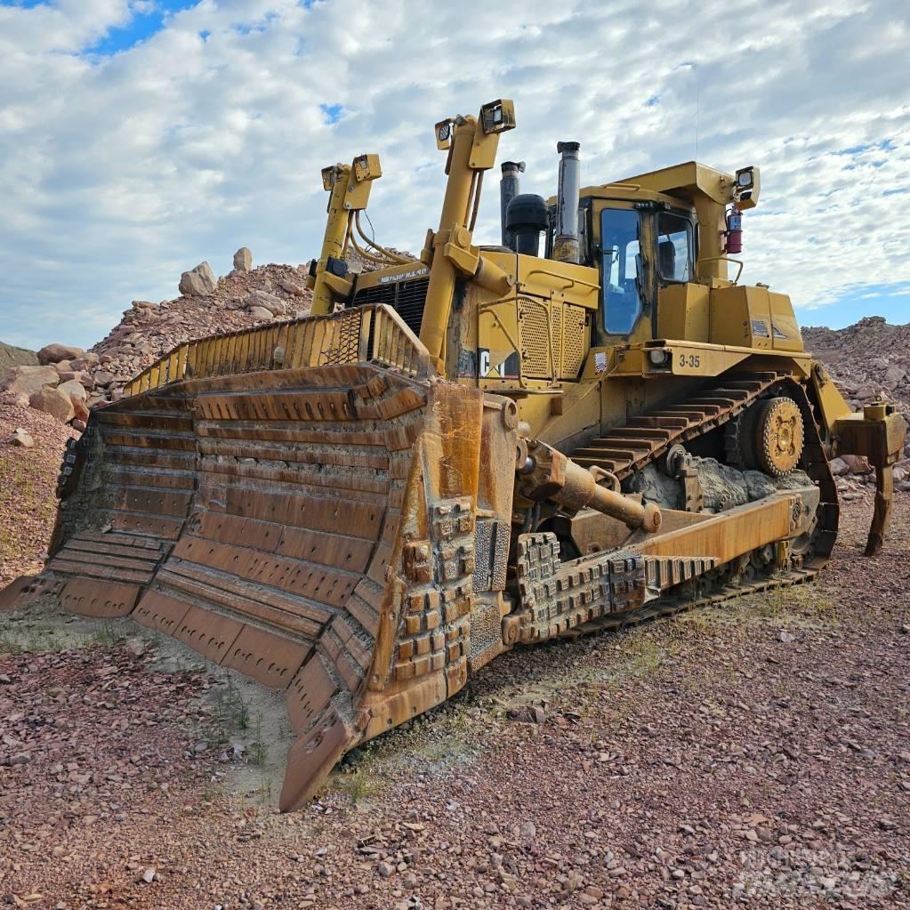 CAT D10R Kāpurķēžu buldozeri
