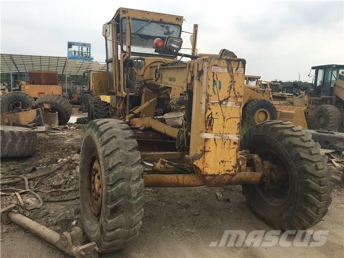 Komatsu GD 511 Greideri