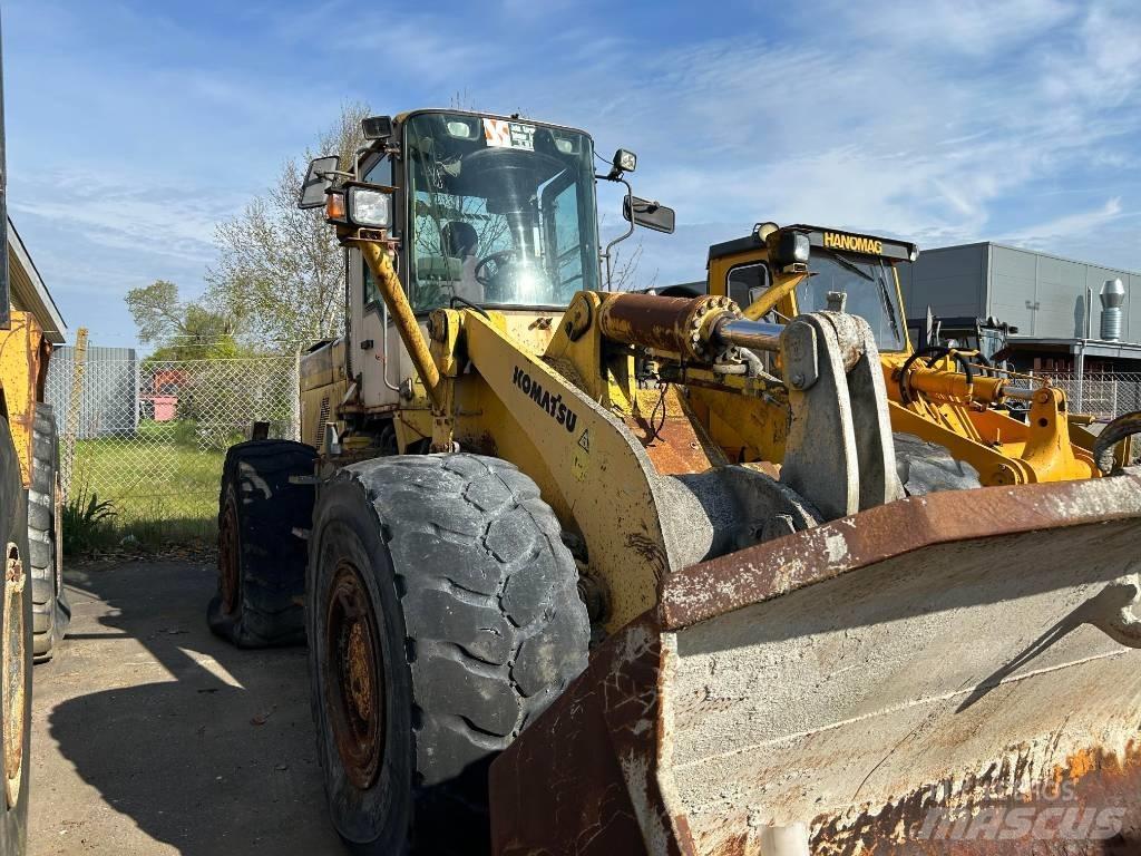 Komatsu WA 420 Iekrāvēji uz riteņiem
