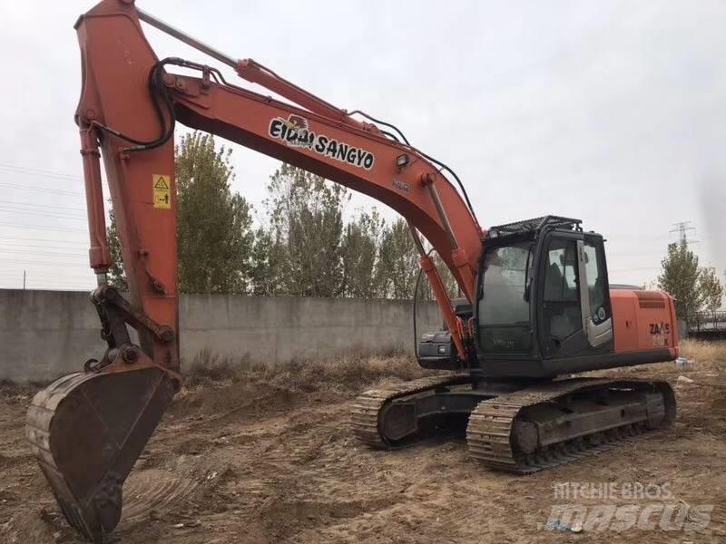 Hitachi zx210 Kāpurķēžu ekskavatori
