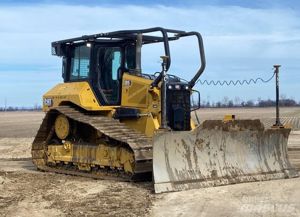 CAT D 5 LGP Kāpurķēžu buldozeri