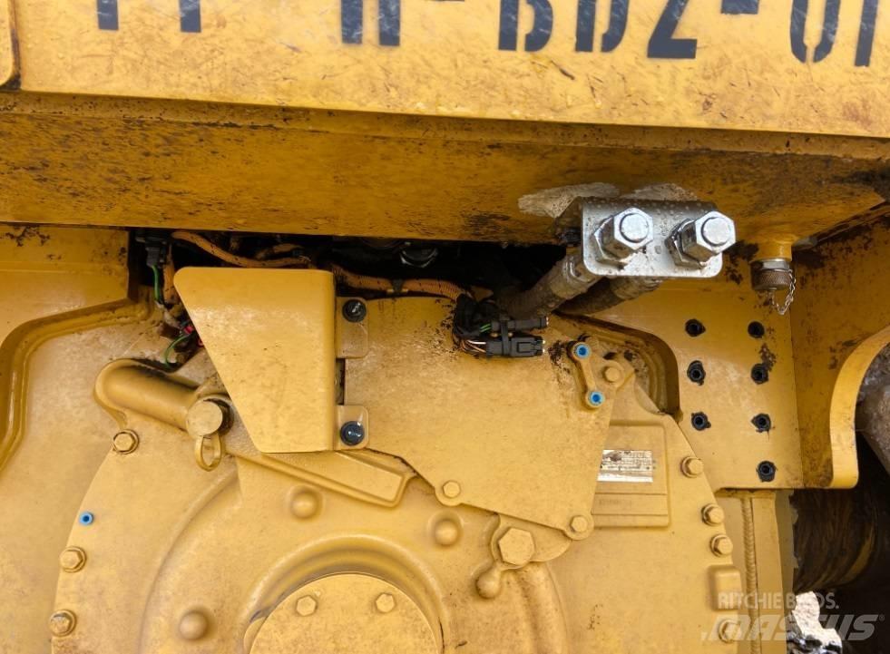 CAT D 5 LGP Kāpurķēžu buldozeri