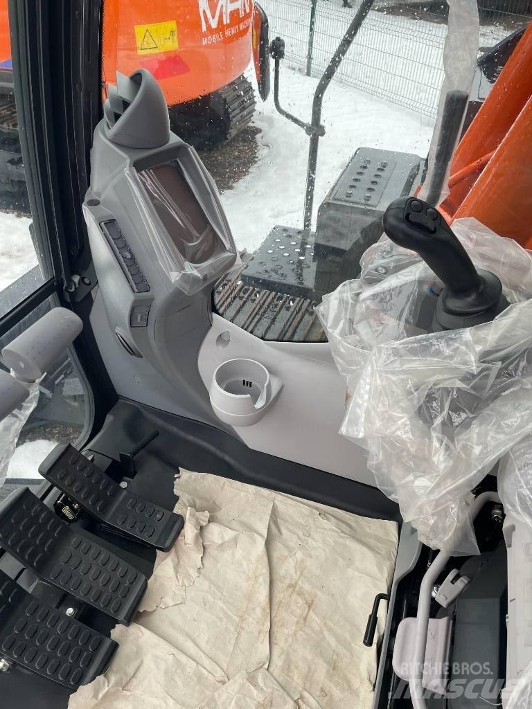 Hitachi ZX 130-6 Kāpurķēžu ekskavatori