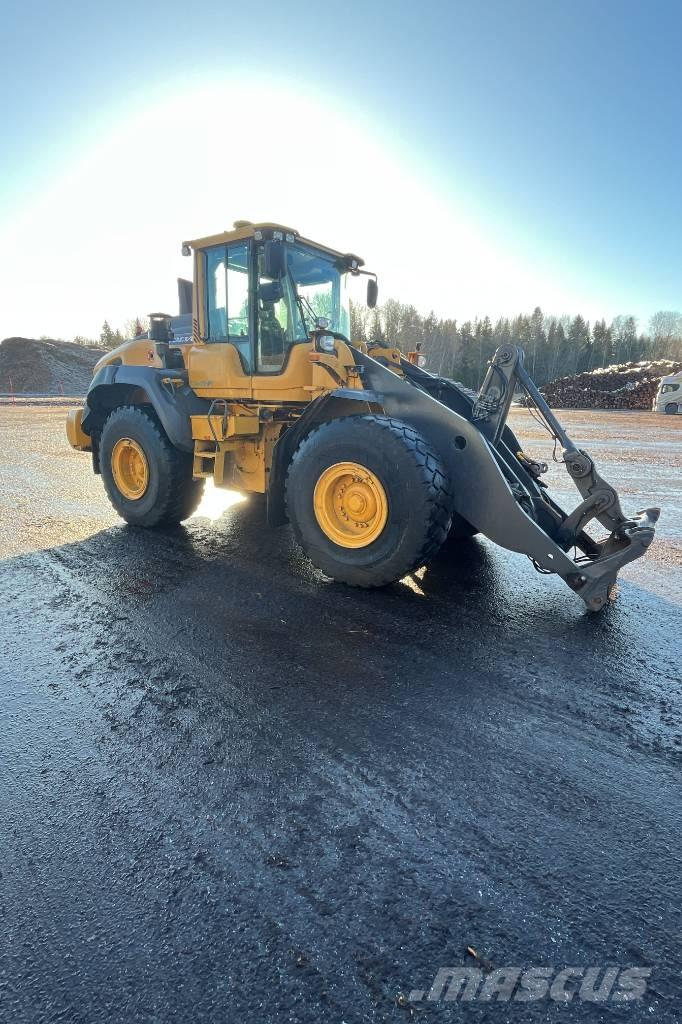 Volvo L 120 H Iekrāvēji uz riteņiem