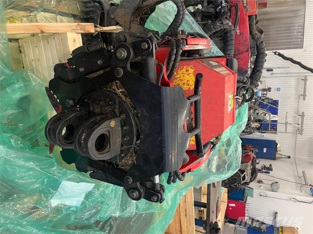 Komatsu C93 Hārvesteru kausi