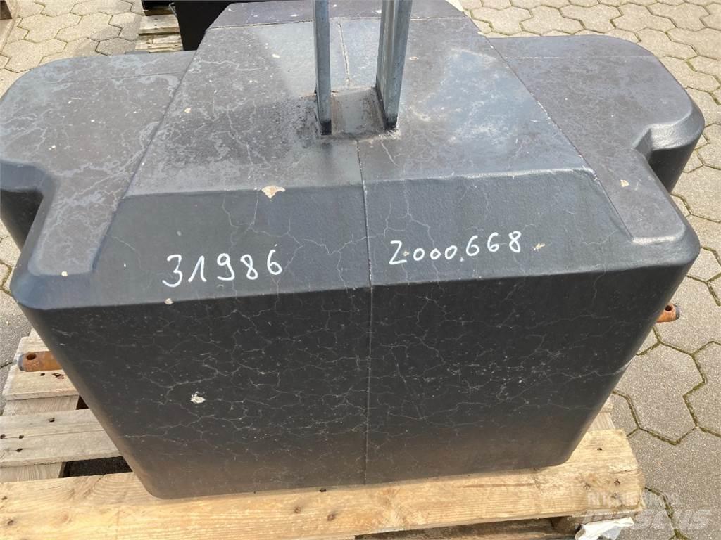  SUER 700 kg Cits traktoru papildaprīkojums