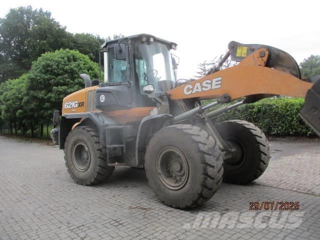 CASE 621 C Iekrāvēji uz riteņiem