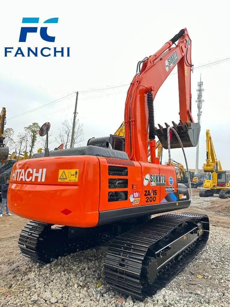 Hitachi zx200 Kāpurķēžu ekskavatori