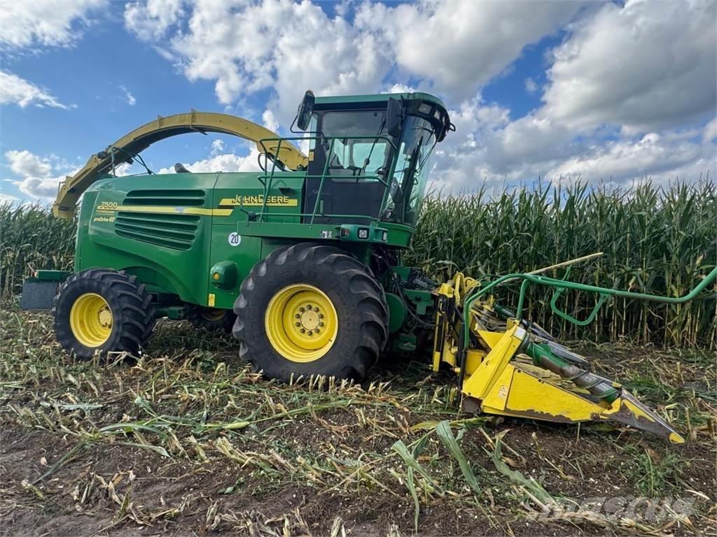 John Deere 7400 Lopbarības novācēji
