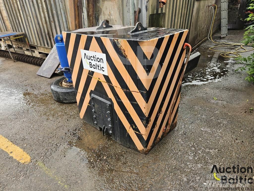  Crane overweight Priekšējie svari