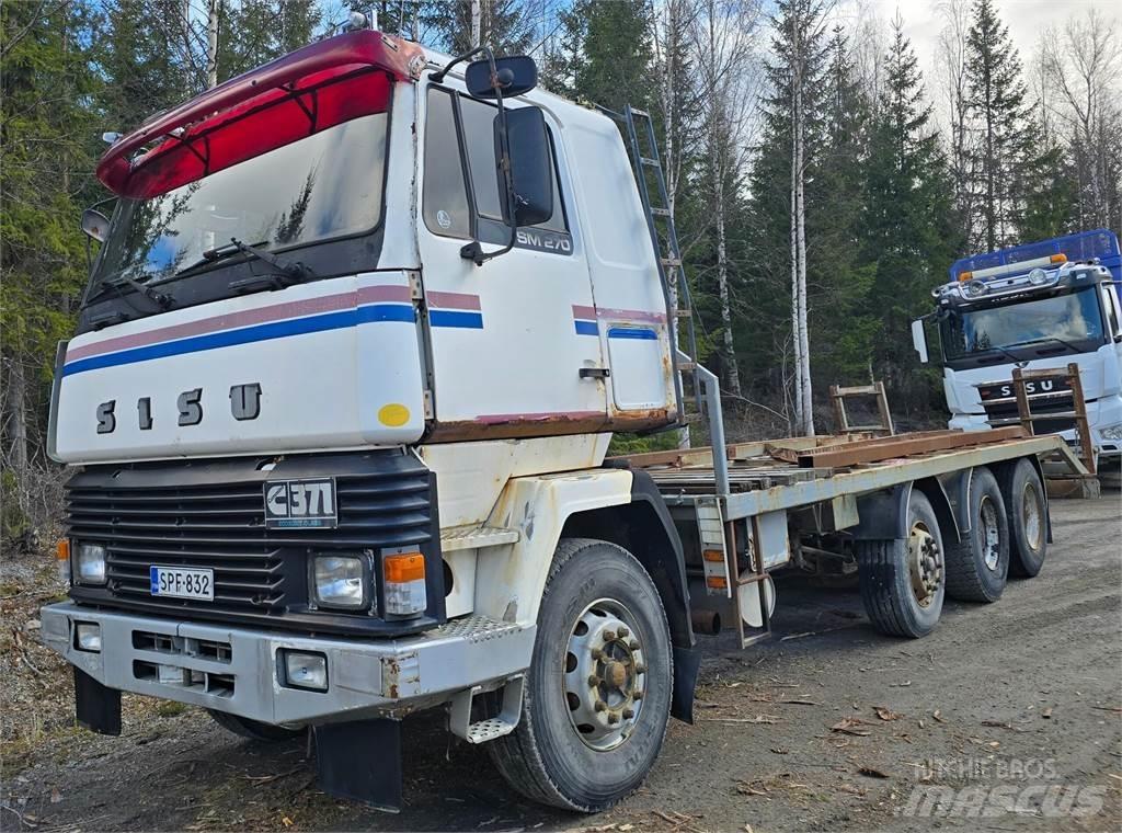 Sisu Sm 270 8X2 Treileri meža tehnikas transportēšanai
