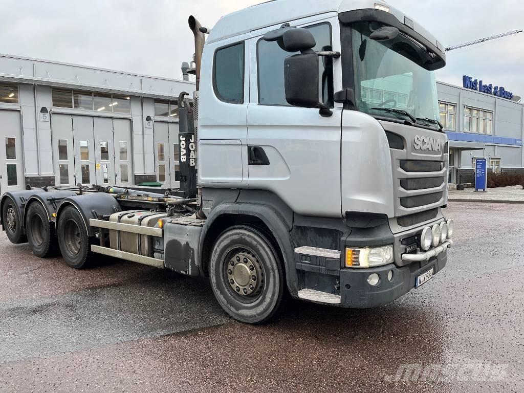 Scania R490 Treileri ar āķi