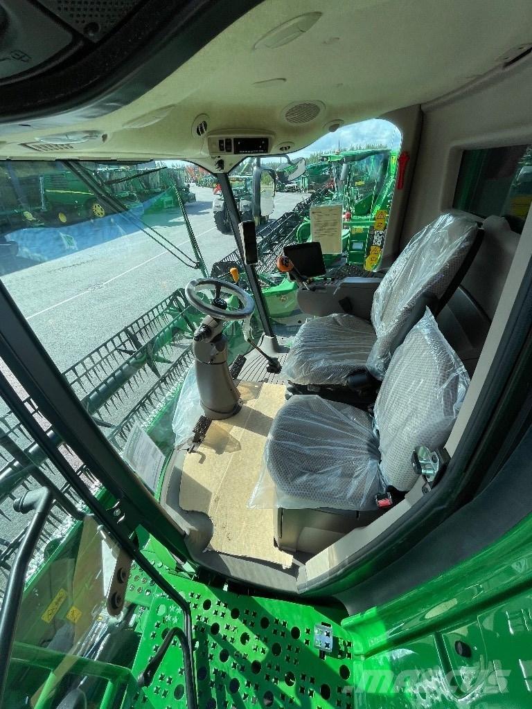 John Deere T550 Ražas novākšanas kombaini